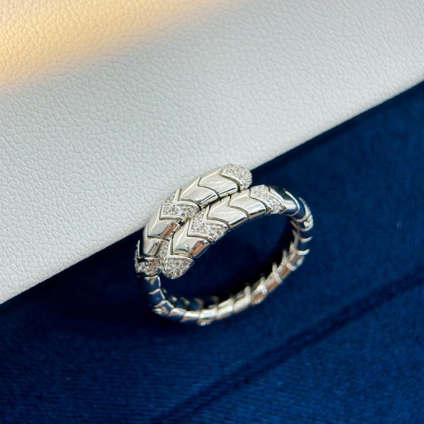 18K BV Serpenti Viper Pave Diamond Ring - Image 8