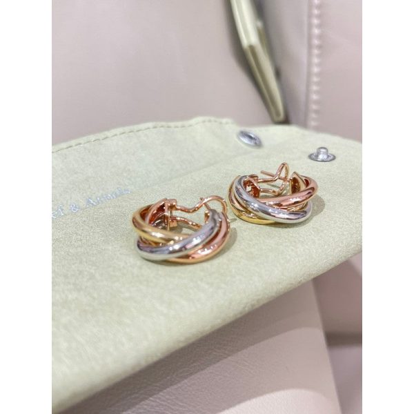 18K Trinity Earrings - Image 3