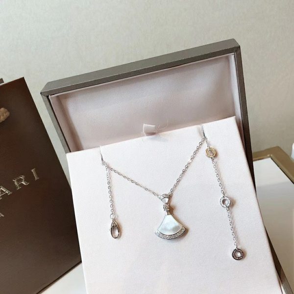 18K BV Divas' Dream Pearls Necklace - Image 4