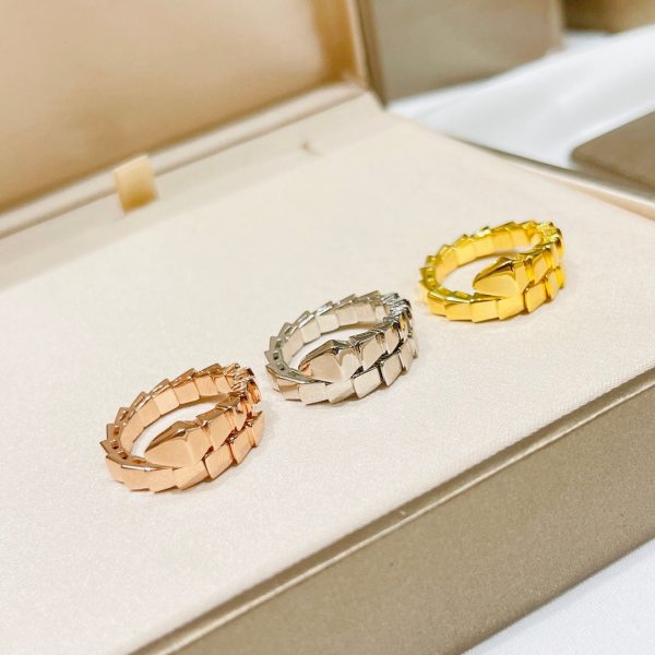 18K BV Serpenti Viper Ring - Image 5
