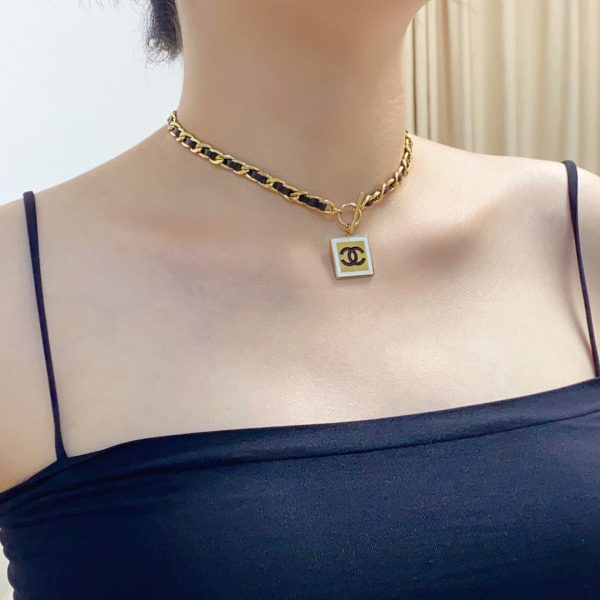 18K CC Leather Choker Necklace - 图片 2