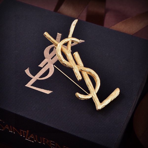 18K Saint Vintage Brooch - Image 2