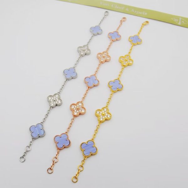 18K Vintage Alhambra Purple Diamonds Bracelet - Image 4
