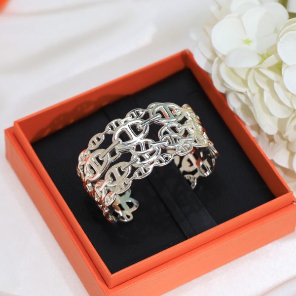 18K Chaine D'Ancre Wide Cutwork H Bracelet - 图片 2