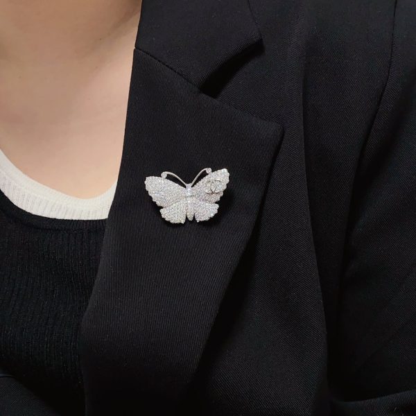 18K CC Butterfly Diamonds Brooch - Image 3