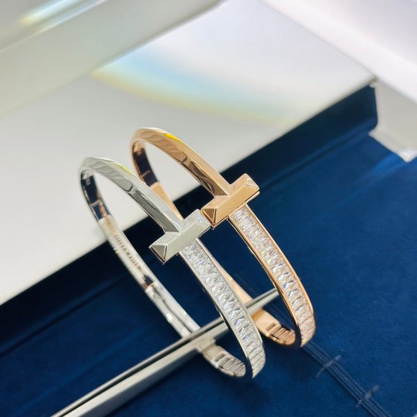 18K T1 Wide Diamond Hinged Bracelet - 图片 11