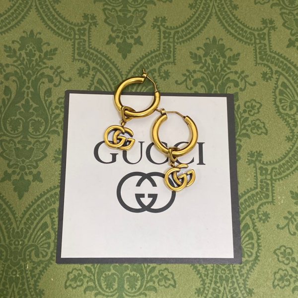 18K Double G Hollow Earrings - 图片 3