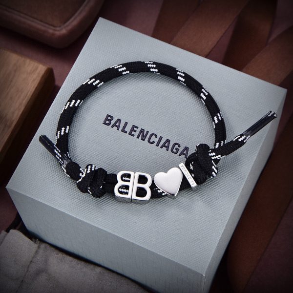 18K BB Core Bracelet - Image 5