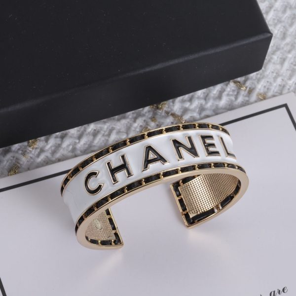 18K CC White Cuff Bracelet - Image 2