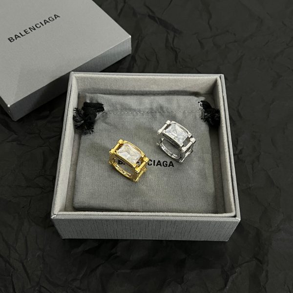 18K BB Crystal Ring - Image 2