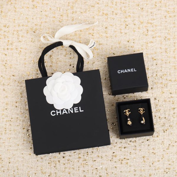 18K CC Camellia Pendant Earrings - Image 4