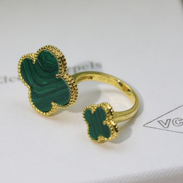 18K Magic Alhambra Malachite Clover Ring - 图片 5