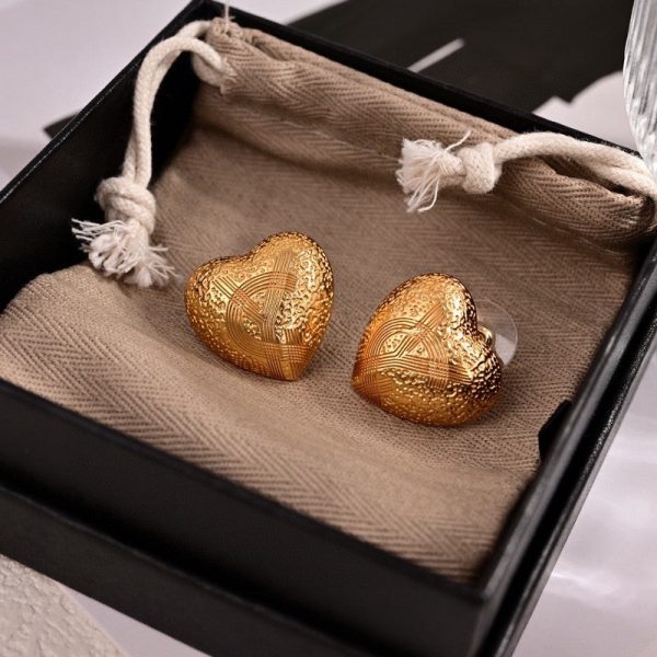 18K Saint Heart Earrings - Image 3