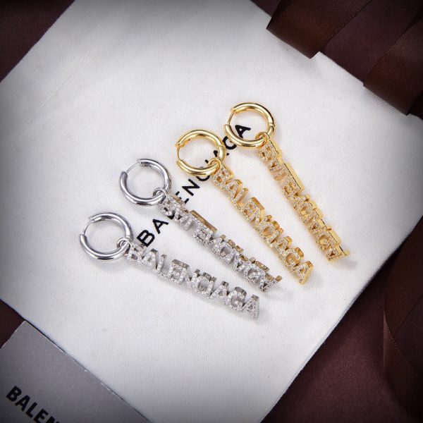18K BB Typo Mirror Hoop Crystals Earrings - 图片 5