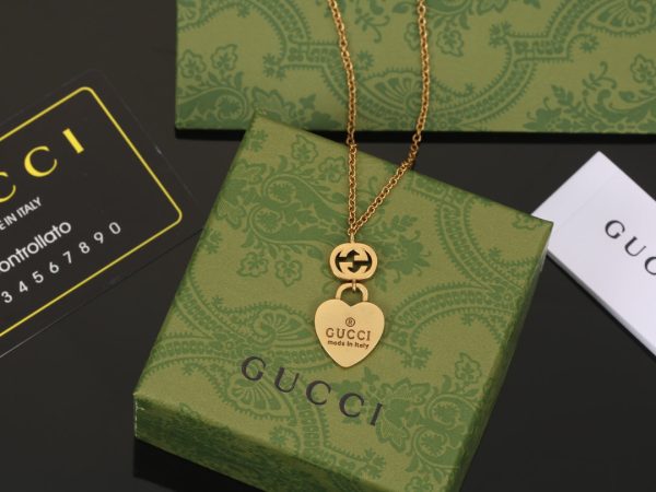 18K Double G Heart Pendant Necklace - 图片 3