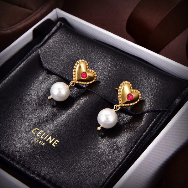 18K Triomphe Heart Pearls Earrings - Image 3