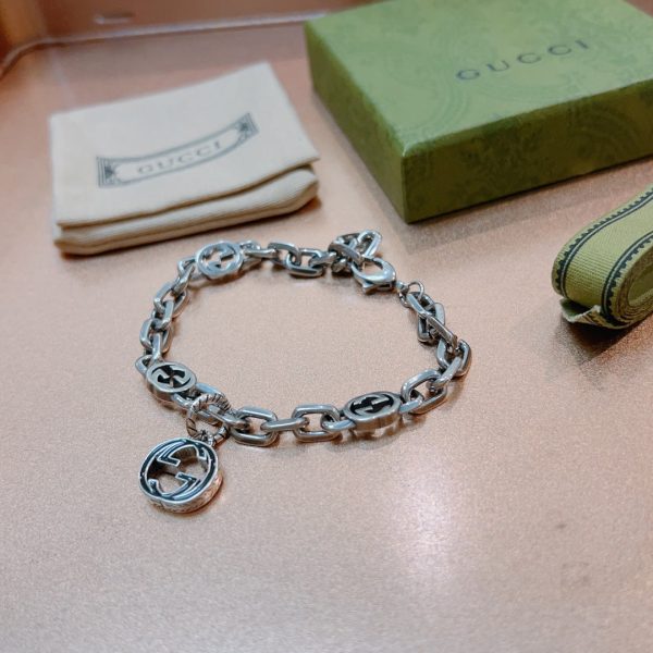 Double G Interlocking G Pendant Bracelet - Image 3