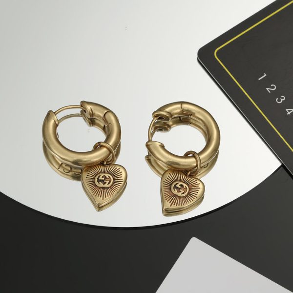 18K Double G Vintage Peach Heart Earrings - 图片 6