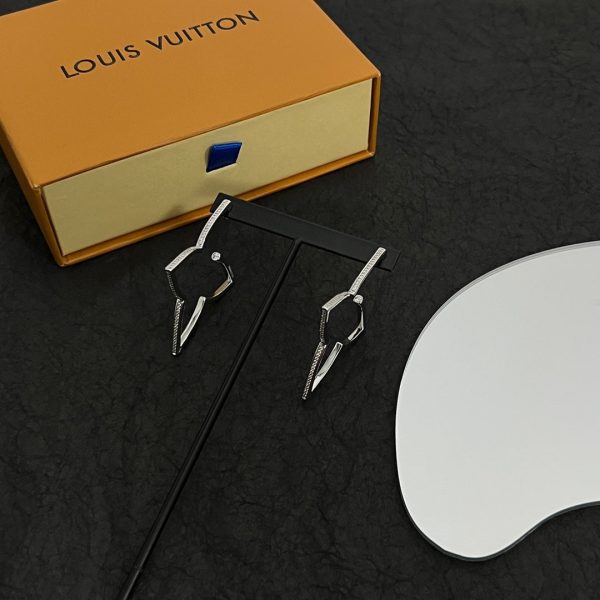 18K Louis Debuts Blossom Earrings - 图片 3