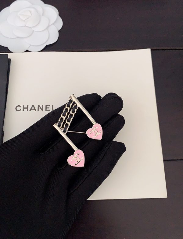 18K CC Music Symbol Brooch - Image 2
