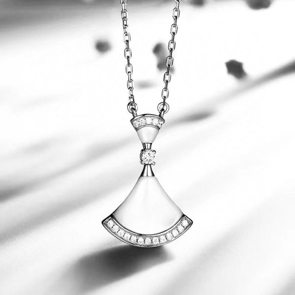 18K BV Divas' Dream Pearls Necklace - Image 5