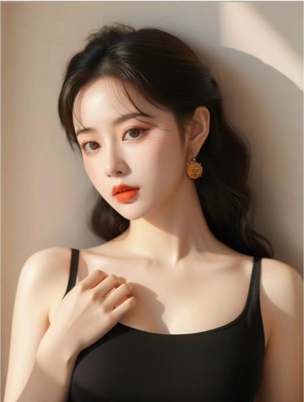 18K CC Crystals Earrings - 图片 2
