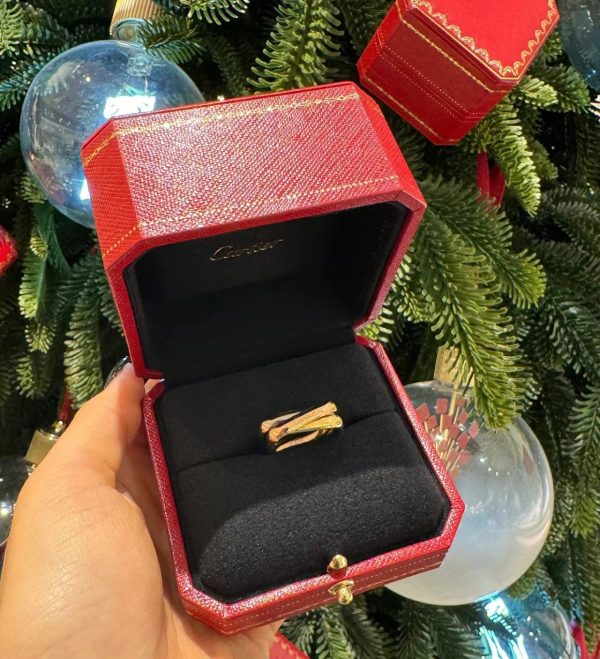 18K Trinity Cushion Ring - Image 2
