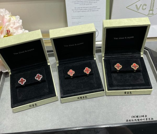 18K Vintage Alhambra Carnelian Earrings - 图片 4