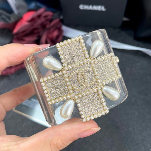 18K CC Transparent Pearl Cuff Bracelet - Image 2