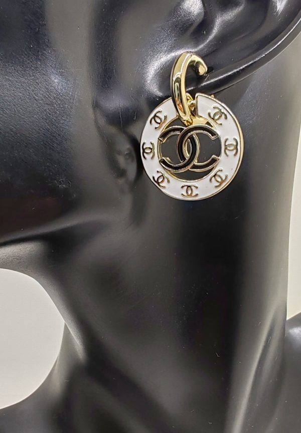 18K CC Circle Earrings - Image 2