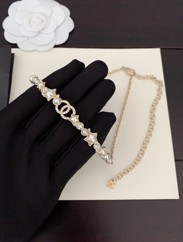 18K CC White Pearl Crystals Necklace - 图片 2