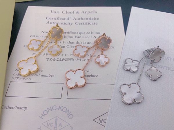 18K Magic Alhambra Four Motifs Earrings - 图片 3