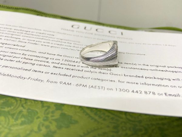 Double G Marmont Pinky Ring - Image 11