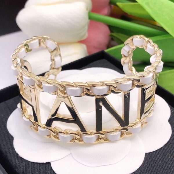 18K CC Vintage Pearl Cuff Bracelet - 图片 3