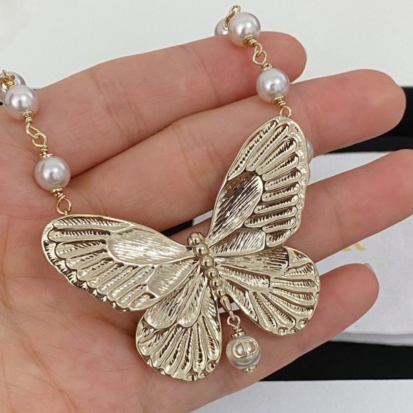 18K CD Butterfly Pearls Bracelet - Image 3