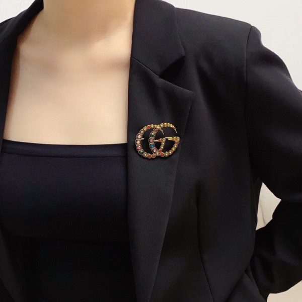 18K Double G Color Crystal Brooch - Image 3