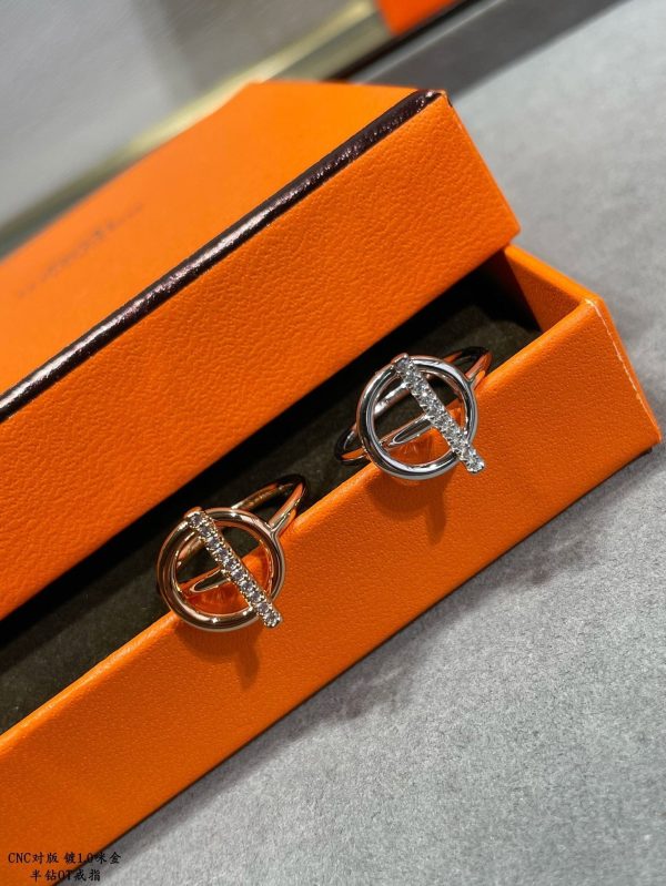 18K Echappee Diamond H Ring - 图片 6