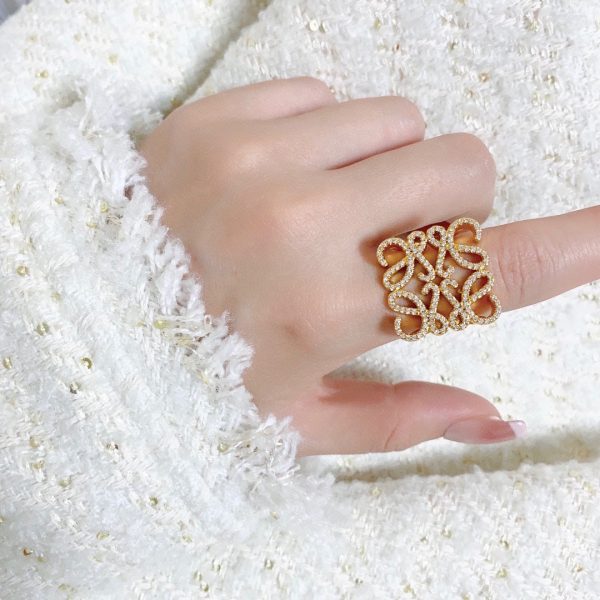 18K Anagram Crystals Ring - Image 2
