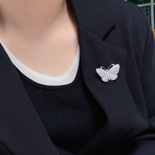 18K CC Butterfly Diamonds Brooch - Image 5