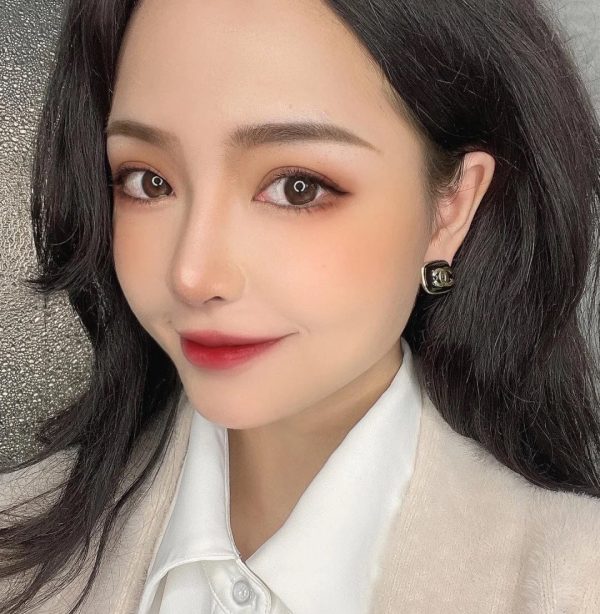 18K CC Square Resin Earrings - 图片 2