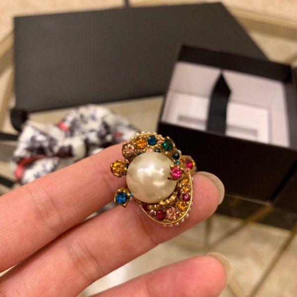 18K Double G Multistone Pearl Ring - Image 4