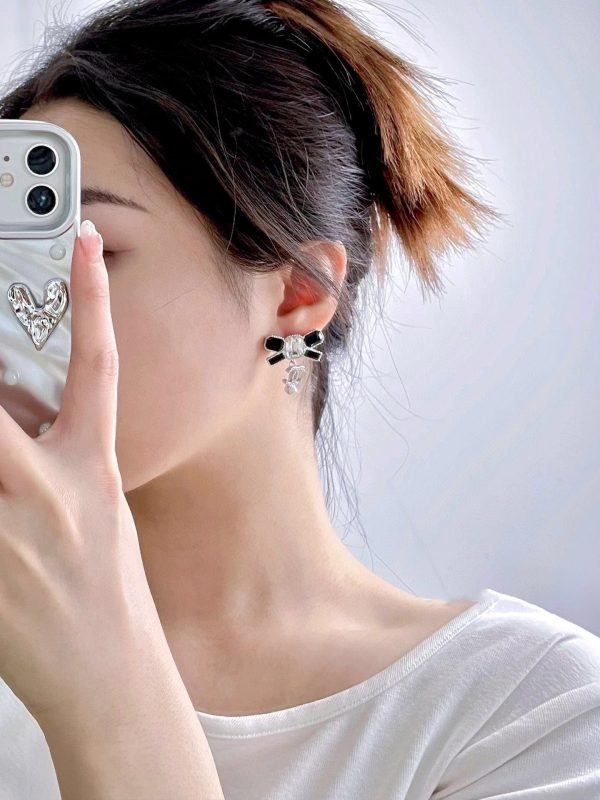 18K CC Bow Tie Crystals Earrings - 图片 2