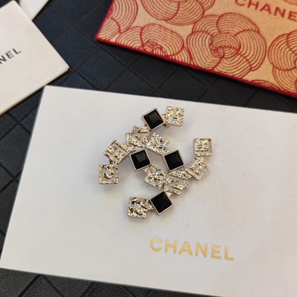 18K CC Black Crystals Brooch - 图片 2