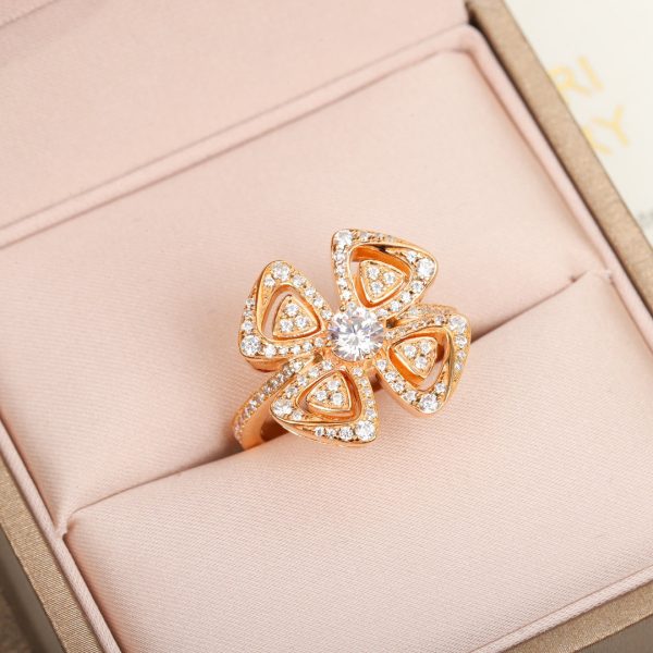 18K BV Fiorever Ring - Image 4