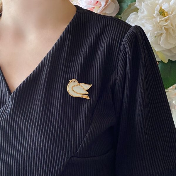 18K Lucky Animals Dove Clip Brooch - Image 2