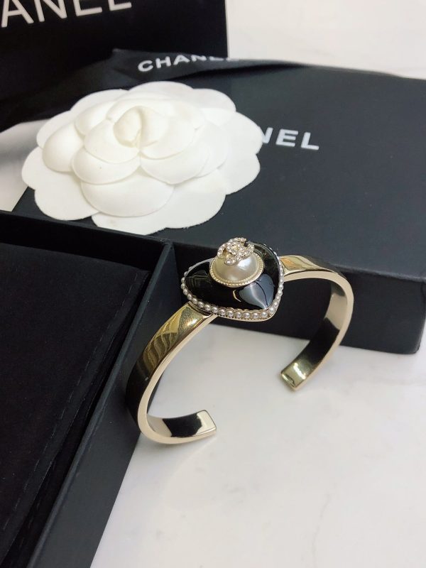 18K CC Heart Cuff Bracelet - Image 3