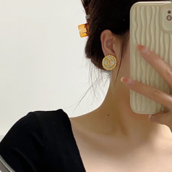 18K CC Crystal Earrings - 图片 5