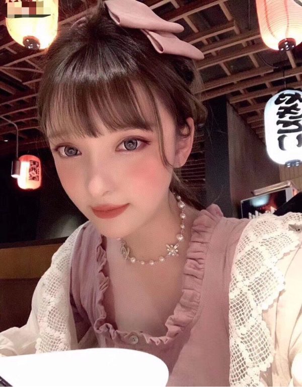 18K CC Flower Pearls Chain Necklace - 图片 3