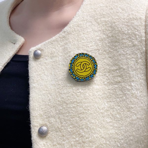 18K CC Color Brooch - Image 2