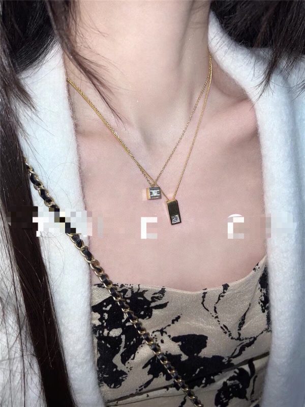 18K Triomphe Sentimental Double Square Diamond Necklace - 图片 6